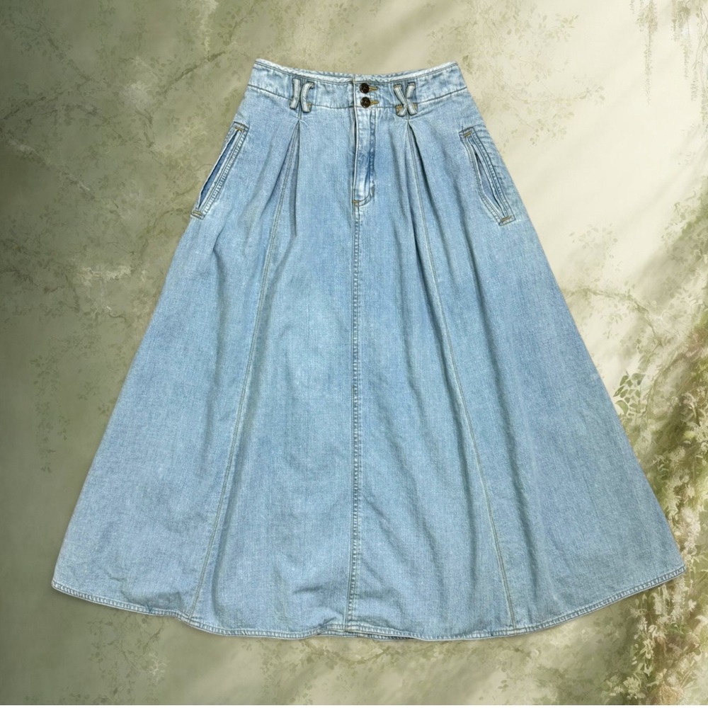 Vintage‎ 1990s Lizwear Light Wash Denim A-Line Midi Skirt – 100% Cotton – Petite